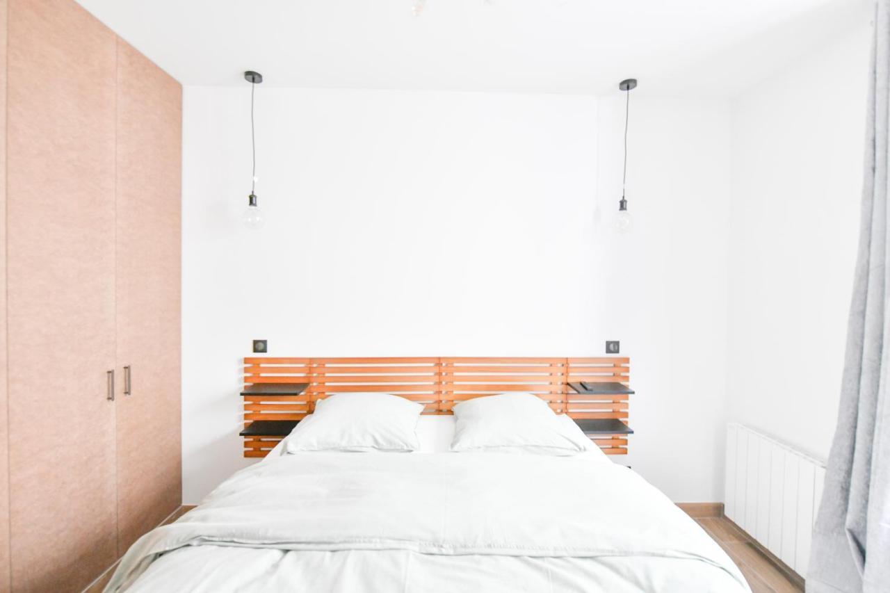 Apartment Le Charme De Montmartre - Parking Gratuit - Patio Prive-sacre-coeur -metro Anvers *